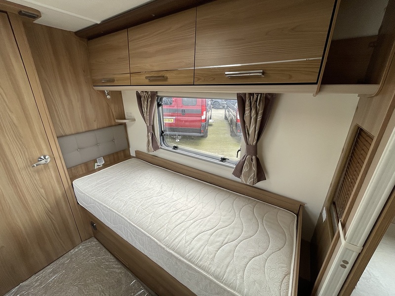 Bailey Unicorn Cordoba 2017 Caravan - Large 14