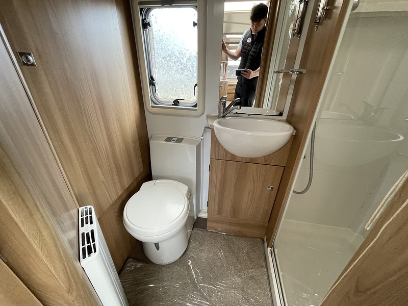 Bailey Unicorn Cordoba 2017 Caravan - Large 17