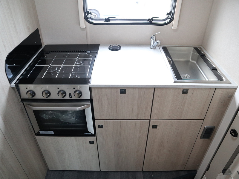 Autotrail Expedition C63 2024 Motorhome - Large 17