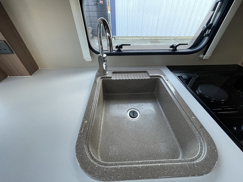 Elddis Affinity 554 2017 Caravan - Large 6