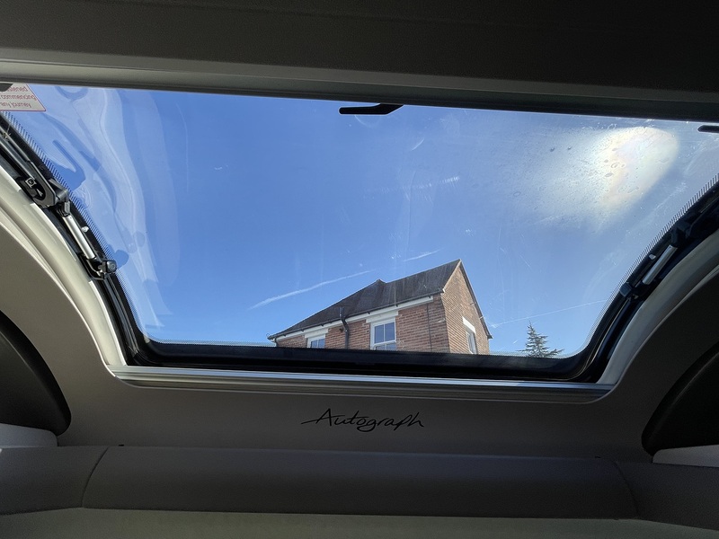 Bailey Autograph III 2022 79-4i - Large 28