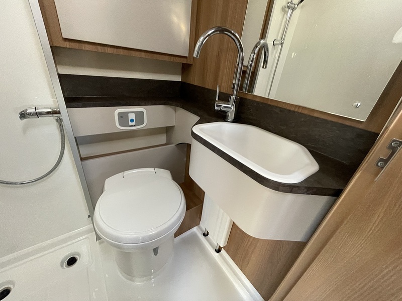 Bailey Autograph III 2022 79-4i - Large 15