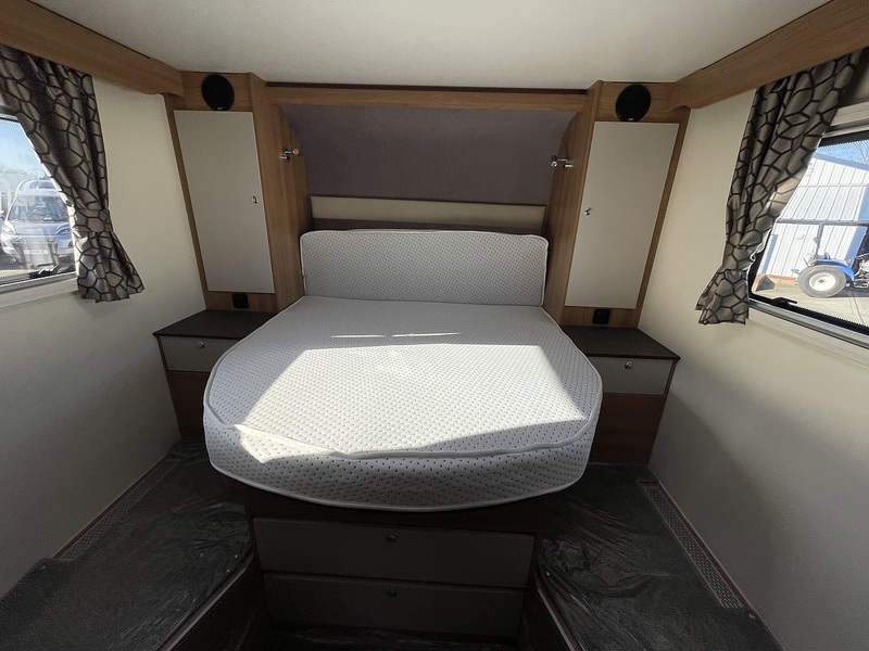 Bailey Autograph III 2022 79-4i - Large 19