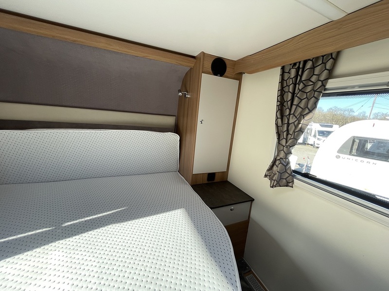 Bailey Autograph III 2022 79-4i - Large 21