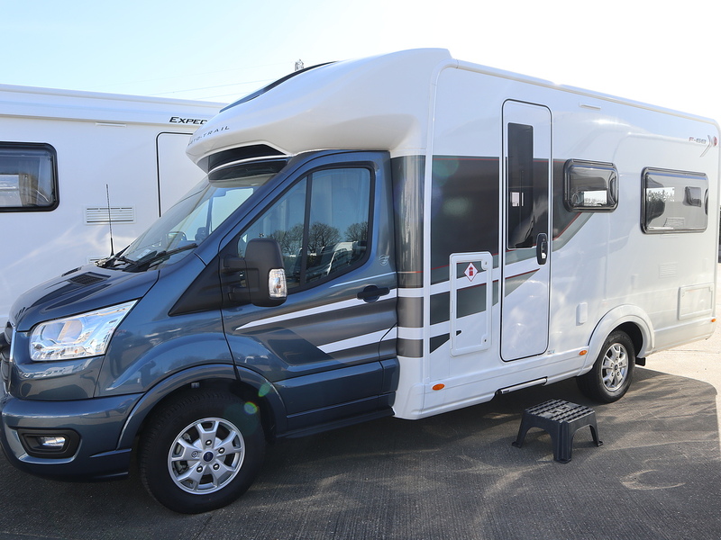 Autotrail F-Line F68  Motorhome - Large 4