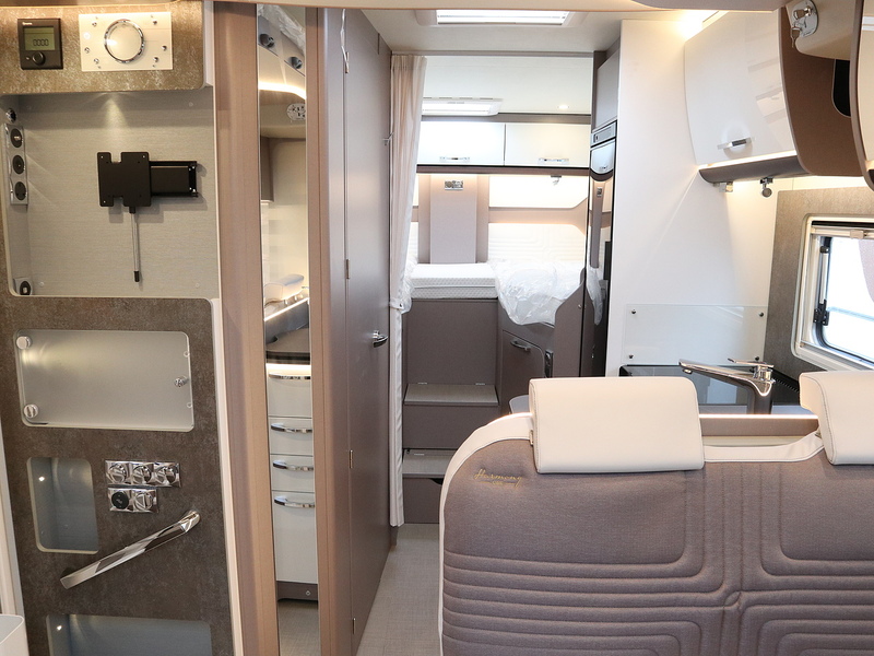 Burstner Lyseo TD Harmony 690G  Motorhome - Large 9