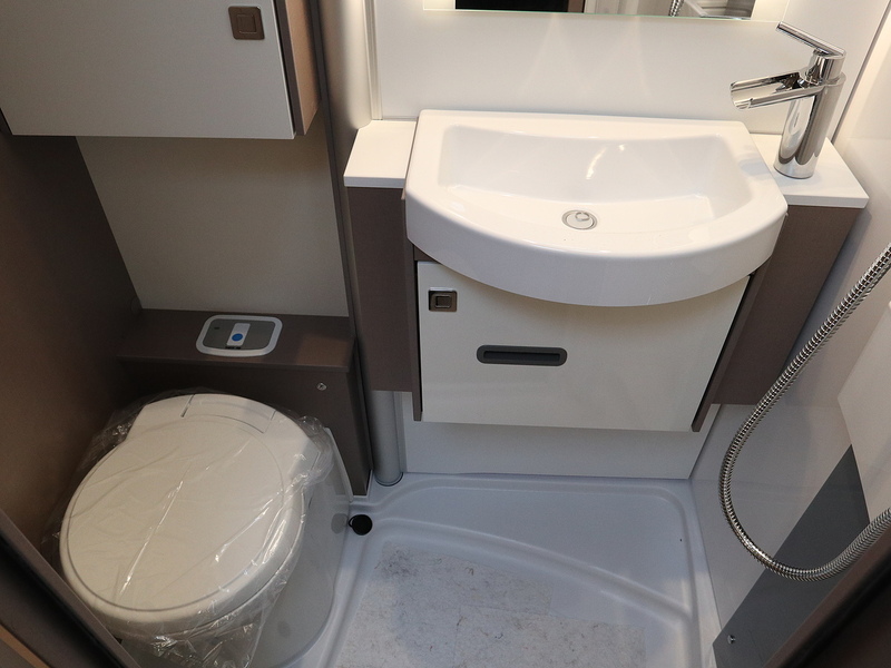 Burstner Lyseo TD Harmony 690G  Motorhome - Large 24