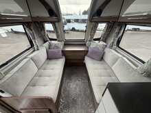 Bailey Unicorn Cabrera 2018 Caravan7