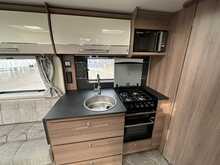 Bailey Unicorn Black Pamplona 2020 Caravan4