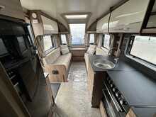 Bailey Unicorn Black Pamplona 2020 Caravan7