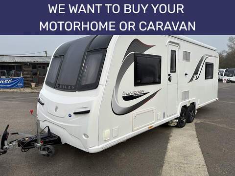 Bailey Unicorn Black Pamplona