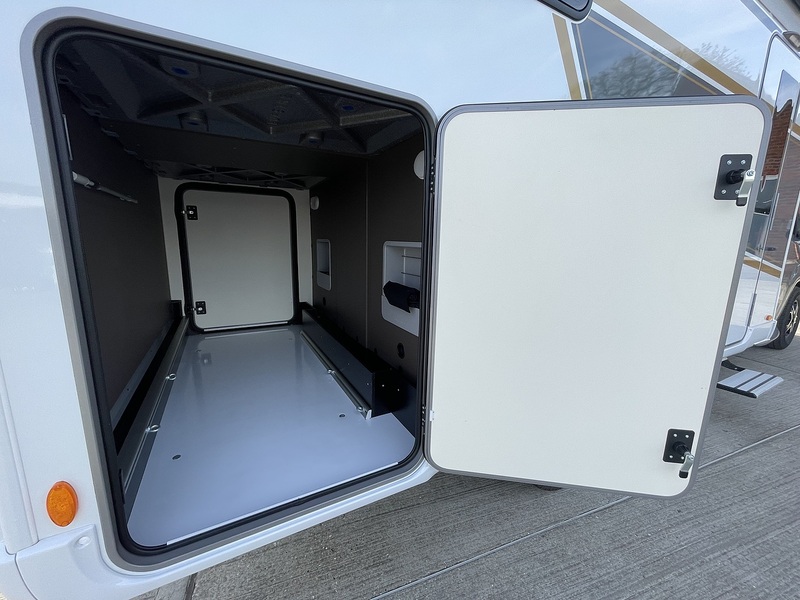 Burstner B66 2025 690TD - Large 24