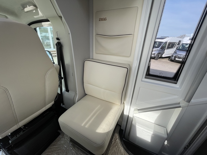 Burstner B66 2025 690TD - Large 6