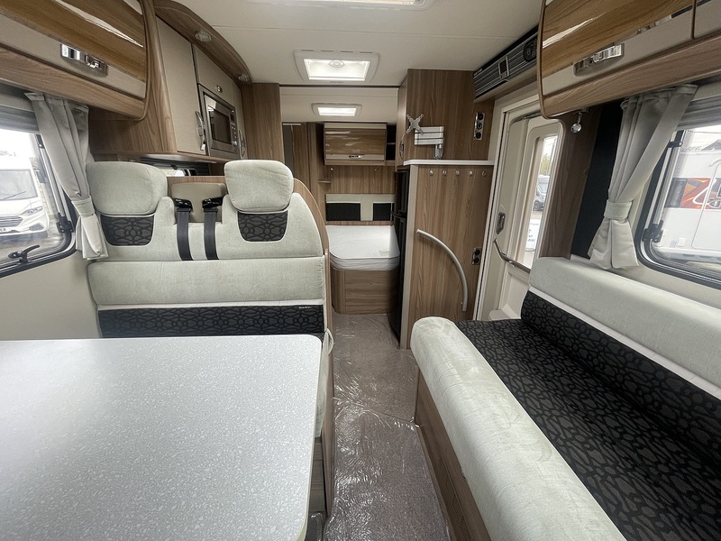 Swift Bolero 2015 724 FB - Large 3