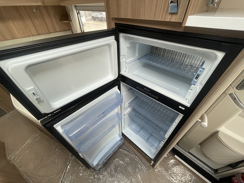 Swift Bolero 2015 724 FB - Large 14