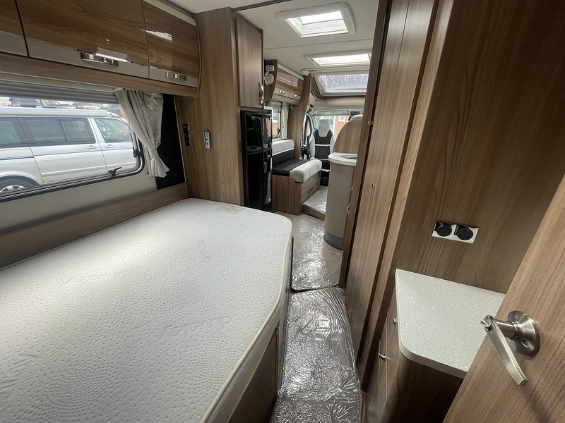 Swift Bolero 2015 724 FB - Large 19