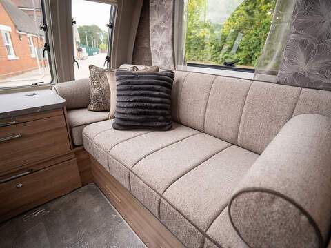 Bailey Alicanto Grande Deluxe Sintra Caravan - U2567