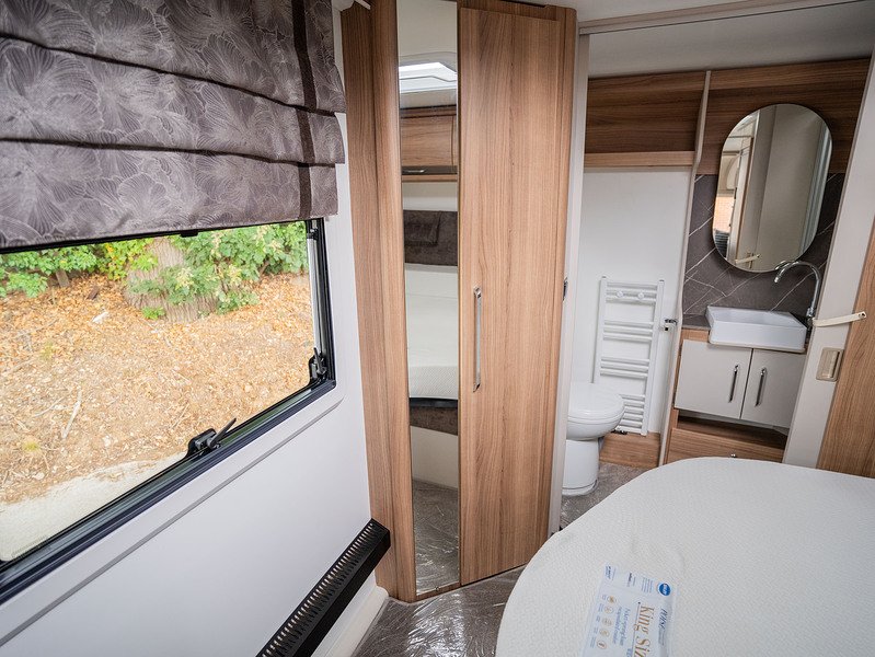 Bailey Alicanto Grande Deluxe Sintra Caravan - U2567