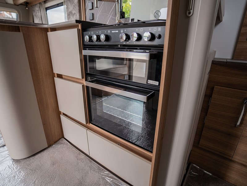 Bailey Alicanto Grande Deluxe Sintra Caravan - U2567
