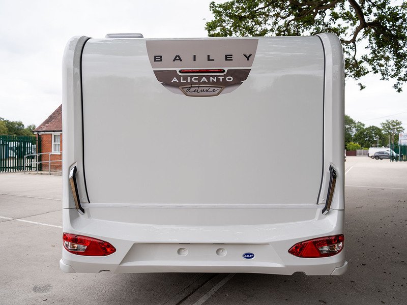 Bailey Alicanto Grande Deluxe Sintra Caravan - U2567