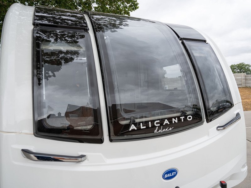 Bailey Alicanto Grande Deluxe Sintra Caravan - U2567