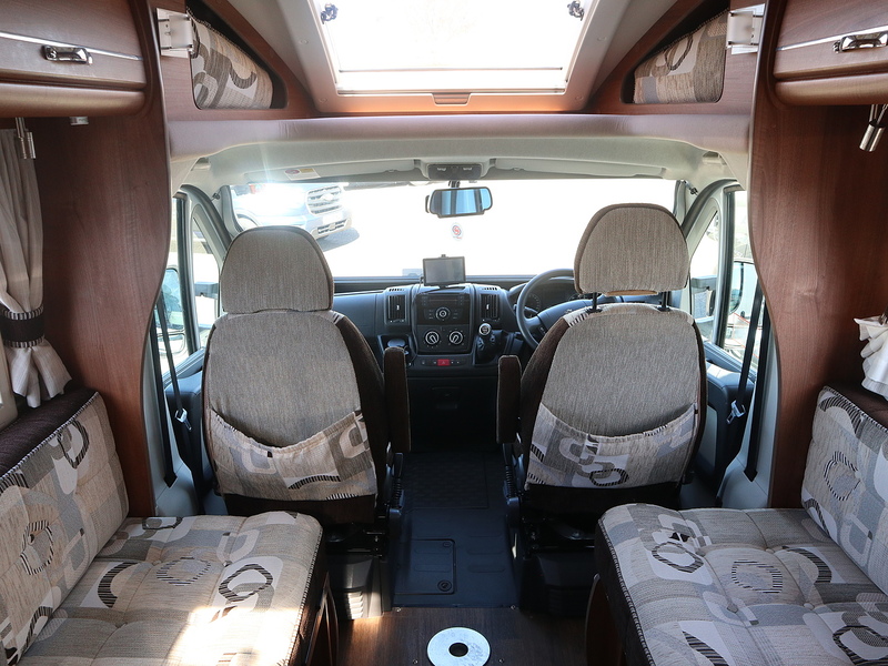 Autosleeper Nuevo EK 2014 Motorhome - Large 5