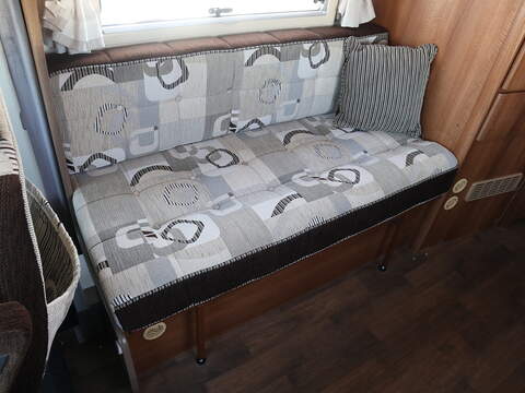 Autosleeper Nuevo EK Motorhome - U2568