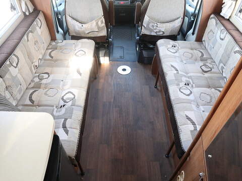 Autosleeper Nuevo EK Motorhome - U2568