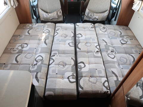 Autosleeper Nuevo EK Motorhome - U2568