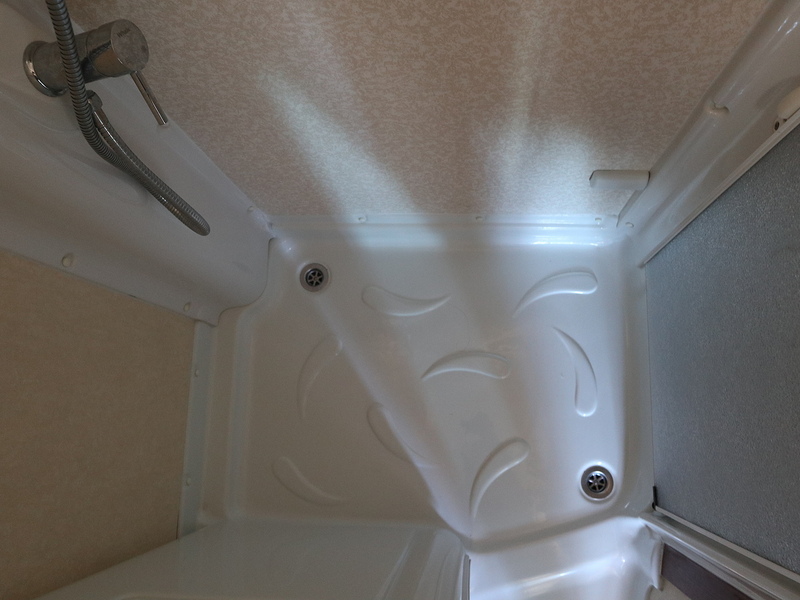 Autosleeper Nuevo EK 2014 Motorhome - Large 18