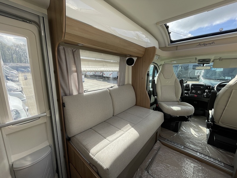 Bailey Autograph 75-2 2017 Motorhome - Large 8