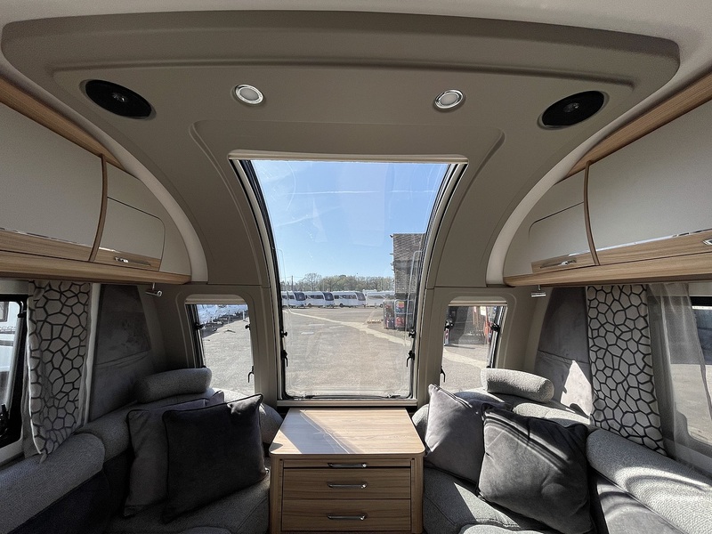 Bailey Alicanto Grande Evora 2024 Caravan - Large 5