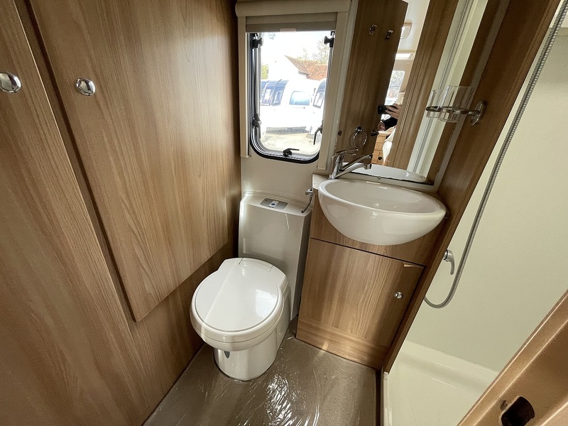 Bailey Pegasus IV Genoa 2017 Caravan - Large 12