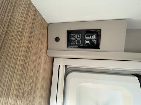 Bailey Phoenix GT75 644 Caravan - U2574