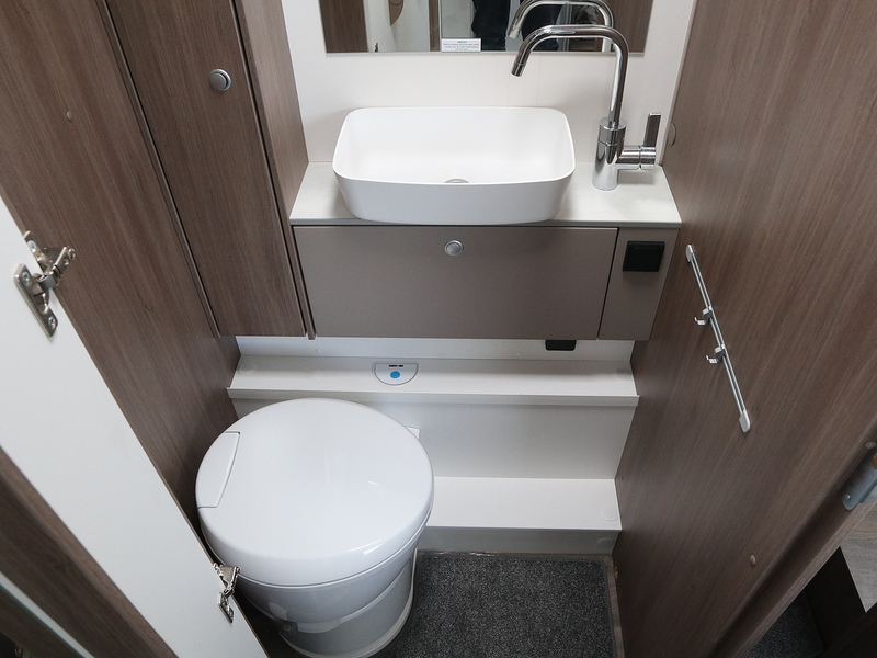 Carado T449 Edition 2025 Motorhome - Large 22