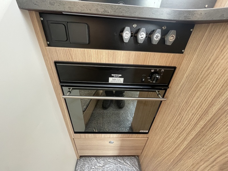 Sunlight T69L Motorhome 2022 Motorhome - Large 11