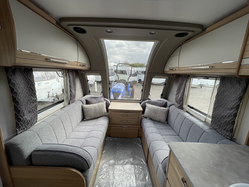 Bailey Unicorn Cadiz 2024 Caravan - Large 3