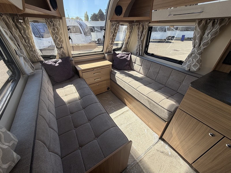 Bailey Phoenix 650 2022 Caravan - Large 3