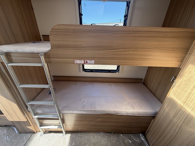 Bailey Phoenix 650 2022 Caravan - Large 11