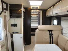 Burstner Elegance I920G 2017 Motorhome6