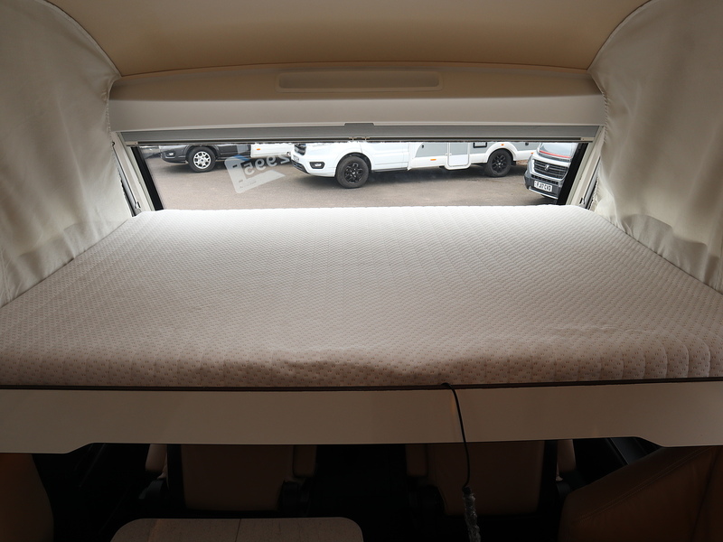 Burstner Elegance I920G 2017 Motorhome - Large 12