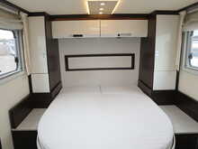 Burstner Elegance I920G 2017 Motorhome18