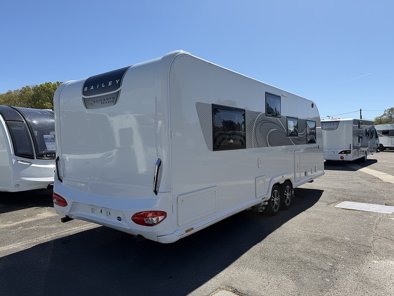 Bailey Alicanto Grande Porto 2023 Caravan - Large 1