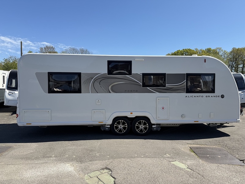 Bailey Alicanto Grande Porto 2023 Caravan - Large 4