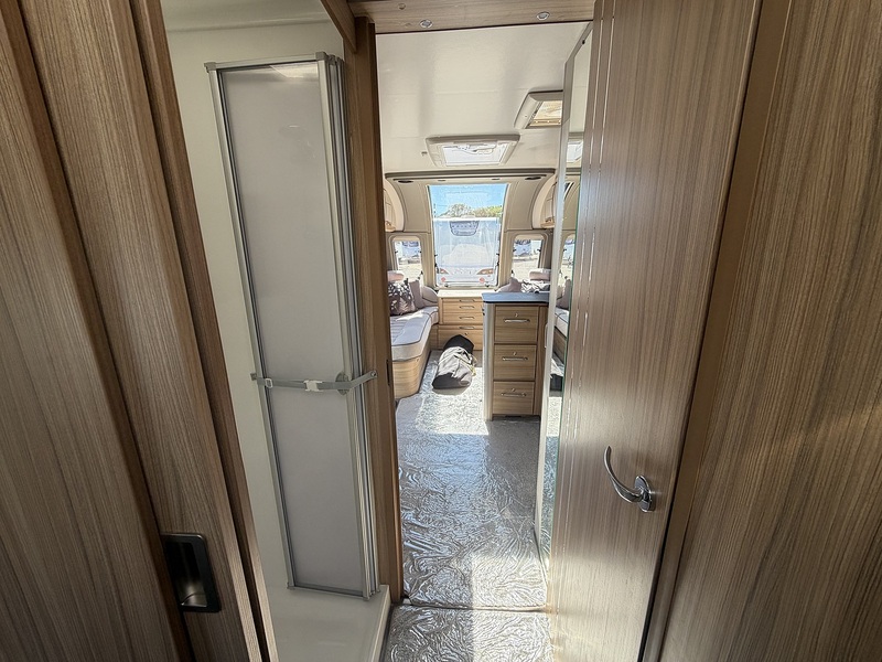 Bailey Alicanto Grande Porto 2023 Caravan - Large 20