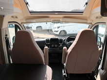 Burstner Eliseo C 602 2023 Motorhome8