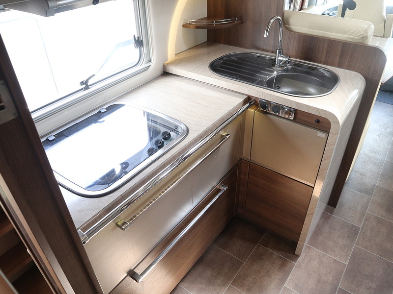 Burstner Elegance I 810 2011 Motorhome - Large 16