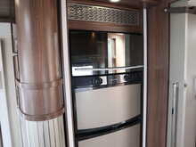 Burstner Elegance I 810 2011 Motorhome17
