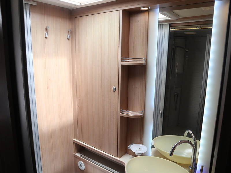 Burstner Elegance I 810 2011 Motorhome - Large 24