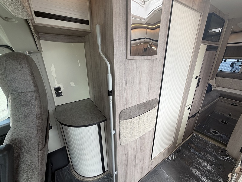 Wildax Europa Relay 2022 Campervan - Large 18